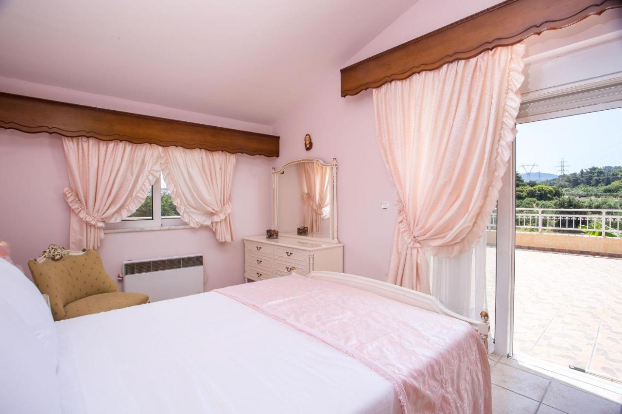 Вілла Laylande House Теологос Екстер'єр фото