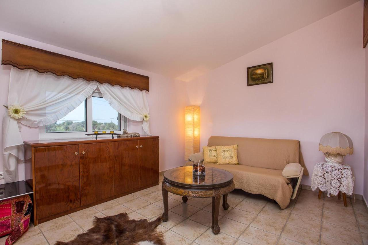Вілла Laylande House Теологос Екстер'єр фото